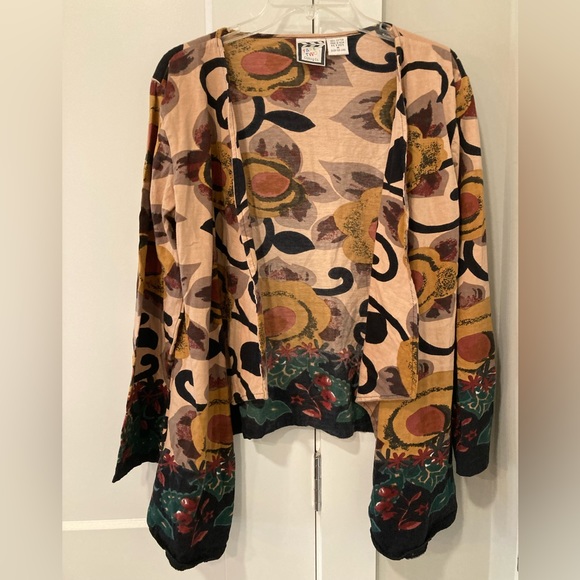 Fun floral cardigan - Picture 2 of 3